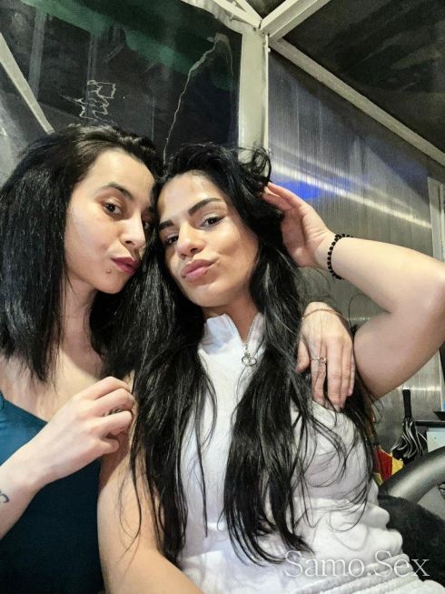 Имам Колежка за 3 - ка Заповядайте при нас..🥰😋 -  снимка 1