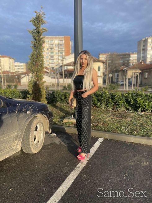 Ела да се позабавляваме транс мацка ♥️ -  снимка 6
