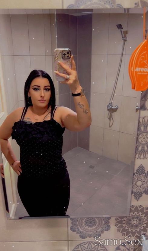 HOT GIRL😘 -  снимка 1