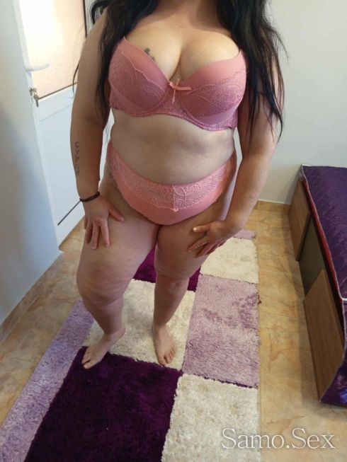 Тигрицата търси своя тигър -  снимка 10