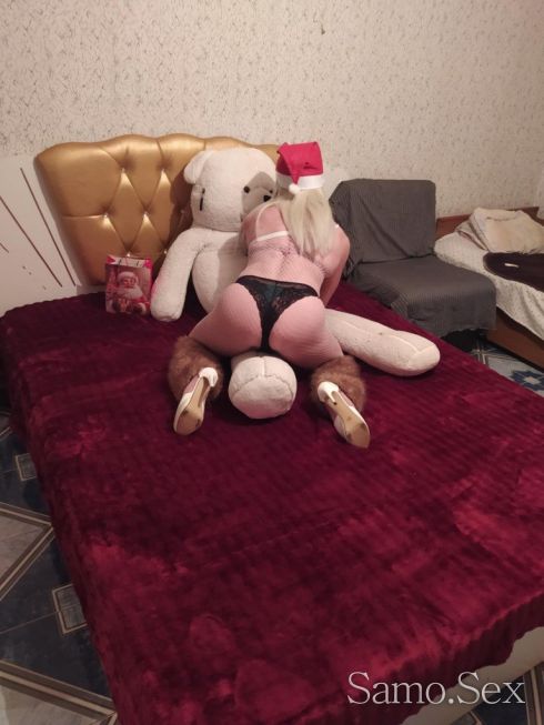 Аз травестит немам терен работя на коли господа секс на макс -- -  снимка 6