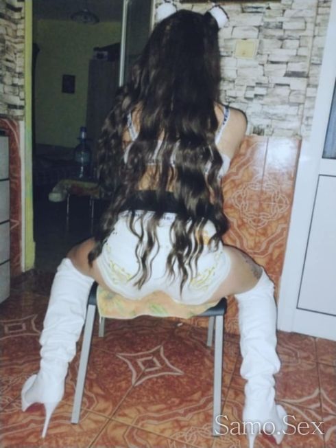 Наи яката слатка курвичка ела опитаи трас ? -  снимка 5