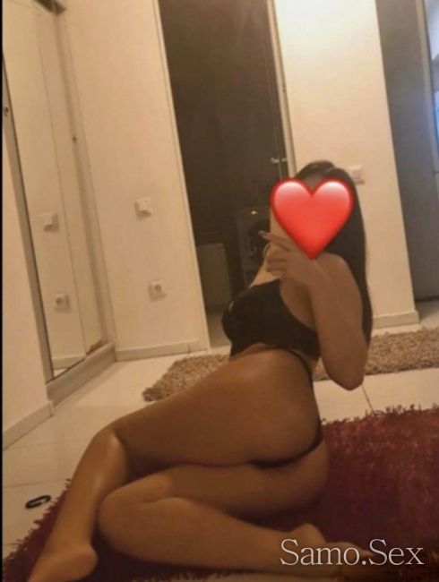Desi💋 -  снимка 2