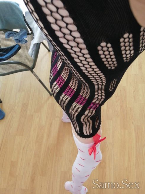 Тясно дупенце -  снимка 1