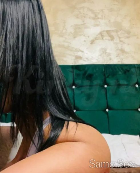 Лигава мазна свирка без презерватив свършване в устата -  снимка 4