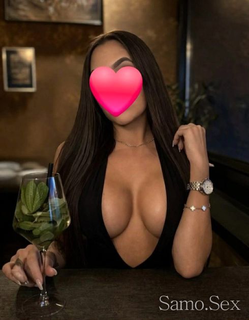 Тук и сега само за вас🥰 -  снимка 1