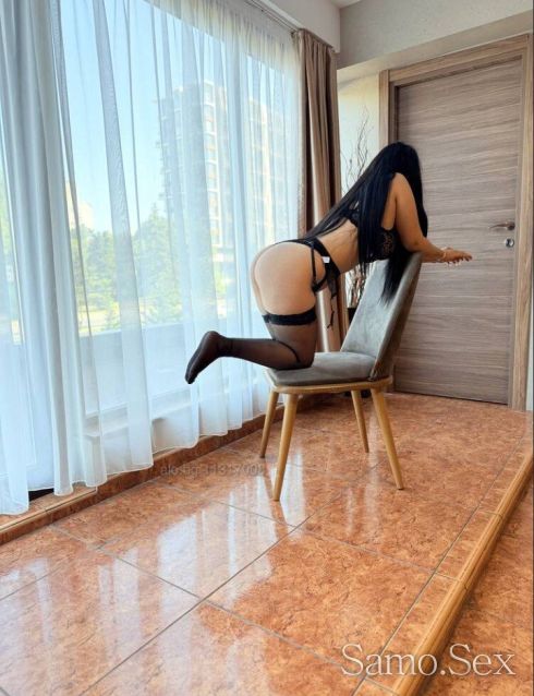 Selina -  снимка 2