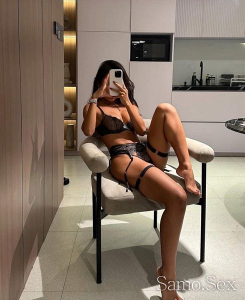 Секси миньонче -  снимка 4