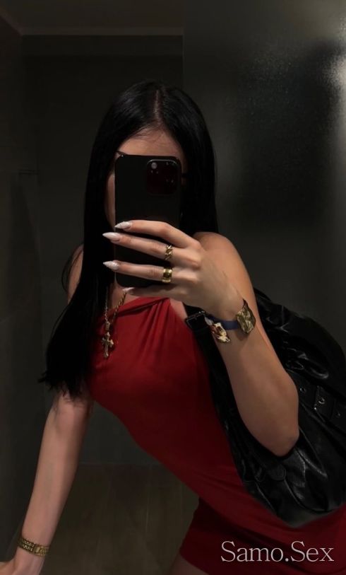 Real Bitch 😏 -  снимка 4