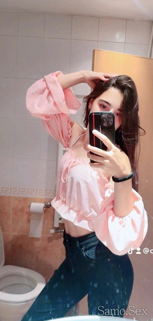 Слатка като бонбонче❤️💋 -  снимка 4