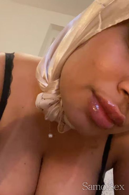 😋 за час 100€ включена френска без в цената за час -  снимка 3