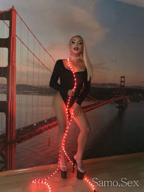 Студентски Град Порно звезда Андреа Кавали -  снимка 7