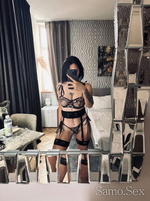 VANESSSA -  снимка 8