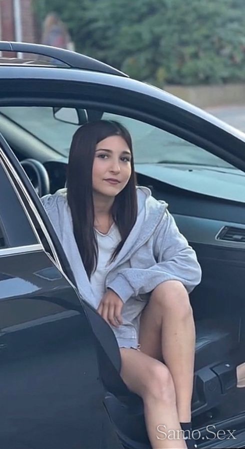 Последна вечер сам Тук  🖤 -  снимка 2