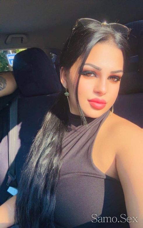 Top Brunette girl 😈🫦👅 -  снимка 2