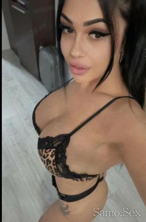 Най-добрата във виртуалната любов 🫦 -  снимка 3