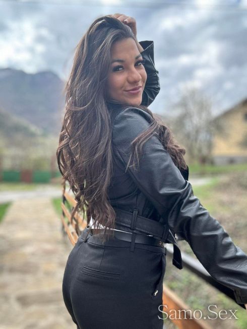 ела да се възбудим заедно🥵❤️ -  снимка 1