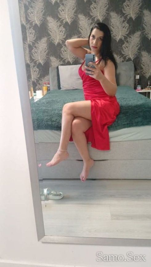 Жената която ще ви растопи -  снимка 3