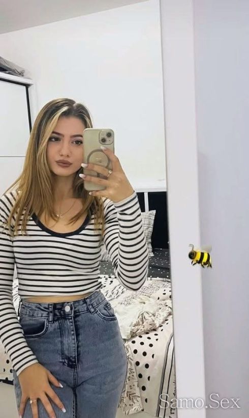 Търсиш малко вълнение? 💋 Пиши ми и нека вечерта започне. 😘✨ -  снимка 3