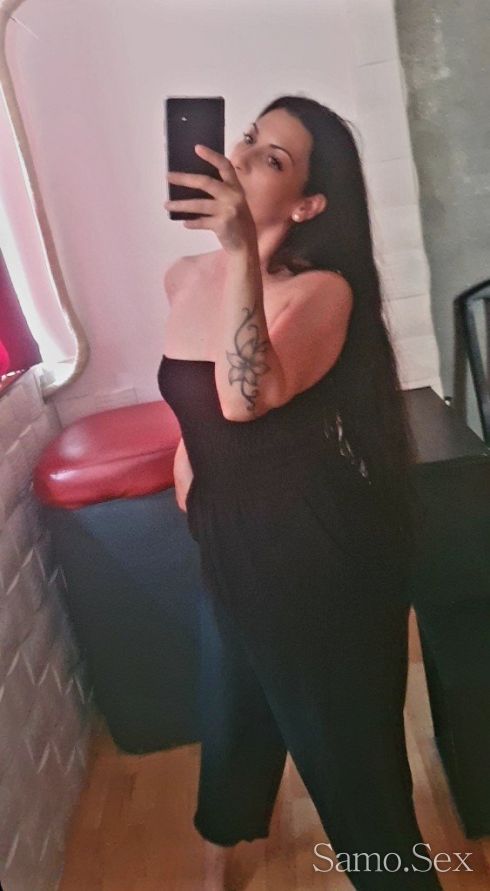 Оххх, че съм сочна 😋 съм при вас🤤🍑😈🔞 -  снимка 5