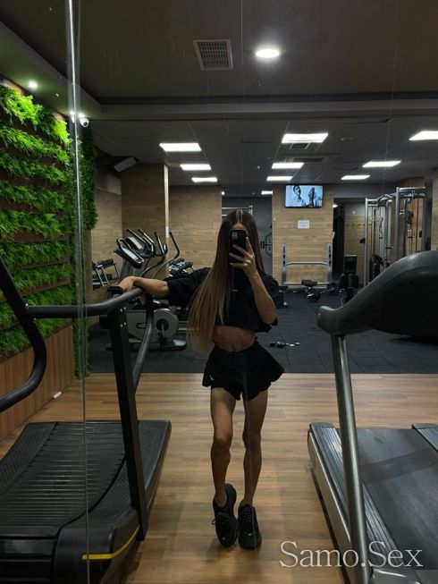 Никол..🔞Палаво Езиче👅💄 -  снимка 2