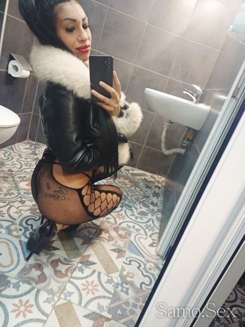 Мокра и страстна ела да се изчукаме 📲🔞🫦 💯% Реална!!! -  снимка 3