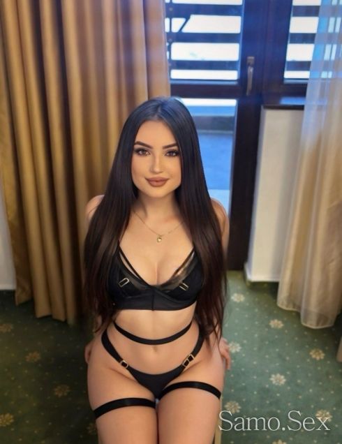 Селина Нова мръсна и любезна -  снимка 7