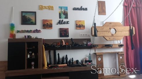 Пасивна SISSY робиня подчинена си търси Дама за съвместна работ -  снимка 10