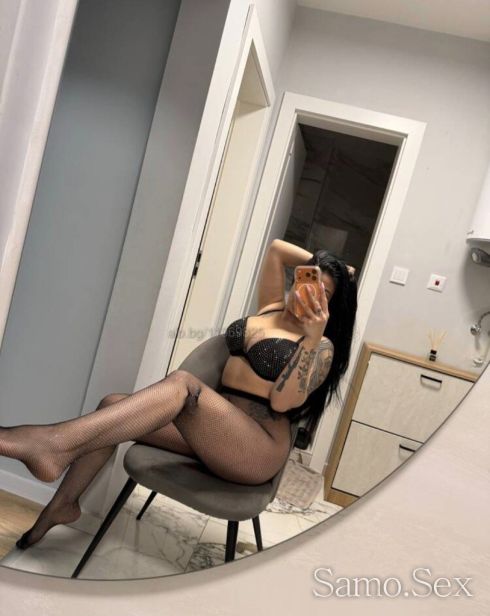❌🥵𝑺𝒆𝒙𝒚 𝑩𝒓𝒖𝒏𝒆𝒕𝒕𝒆 100% 𝑹𝒆𝒂𝒍❌🥵NEW -  снимка 4