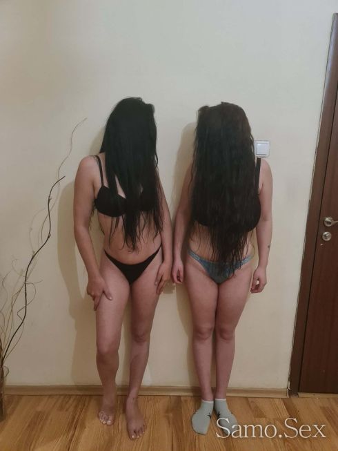 Ние сме две тигрици елате да ви по мъркаме малко -  снимка 1