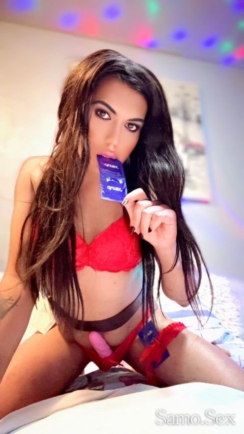 Страстни целувки -  снимка 1