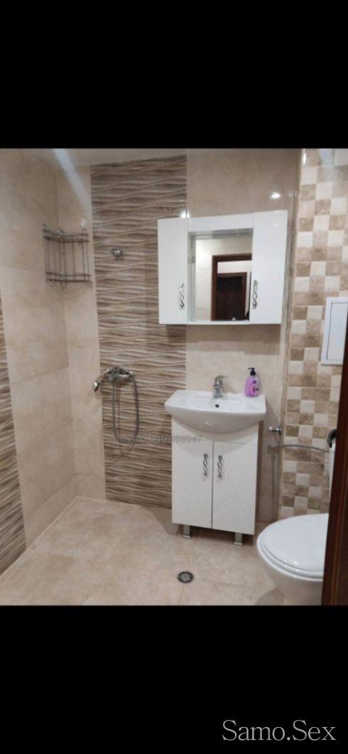 Тристаен апартамент за нощувки -  снимка 8