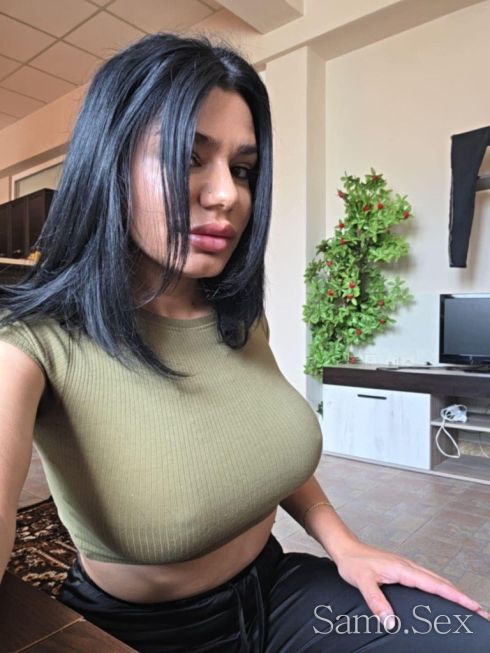 За малко тук при вас -  снимка 4