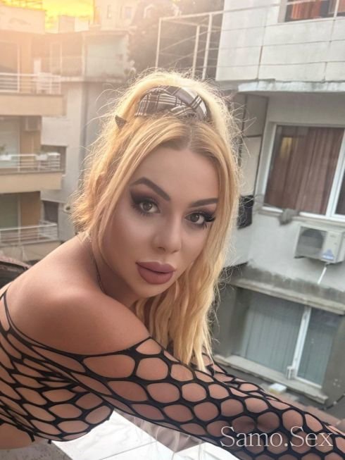 Слънчев бряг Порно звезда Андреа Кавали -  снимка 1