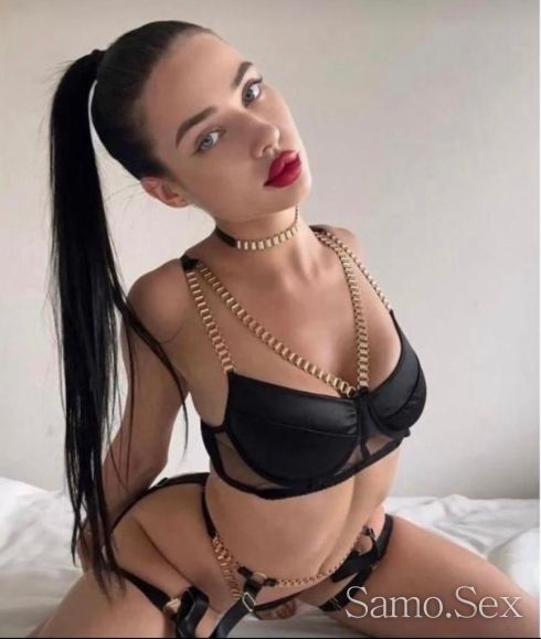 New Girl 🫦 -  снимка 4