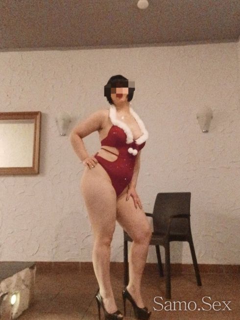 Голямото ми дупе има нужда от здраво чукане ммм 😋😋😋 -  снимка 5