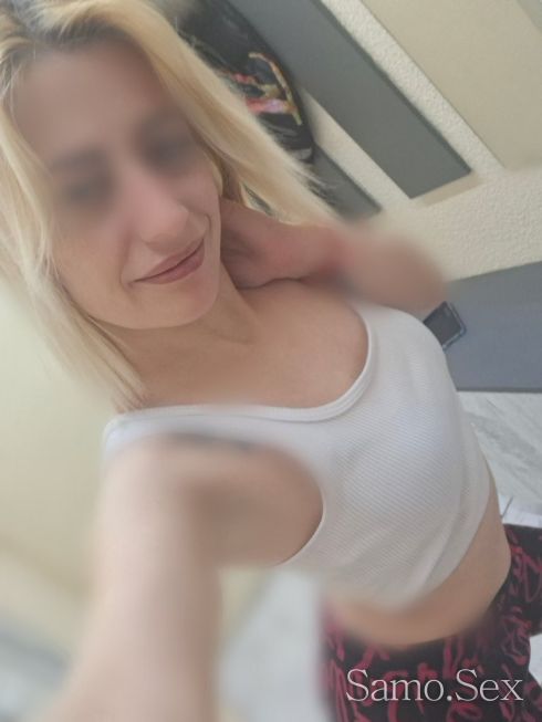 СЕКСИ ЕБЛИВО ПАЛАВО ПУТЕНЦЕ, ЕЛА И ОПИТАЙ СОЧНАТА МИ ПРАСКОВКА🤭 -  снимка 1