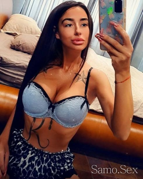 🤤 Най Сексапилната Мацка Тук🤤 The Sexiest Chick Here 🤤 -  снимка 4
