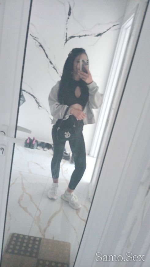 Сладката за изкушение 💋🥰 -  снимка 8
