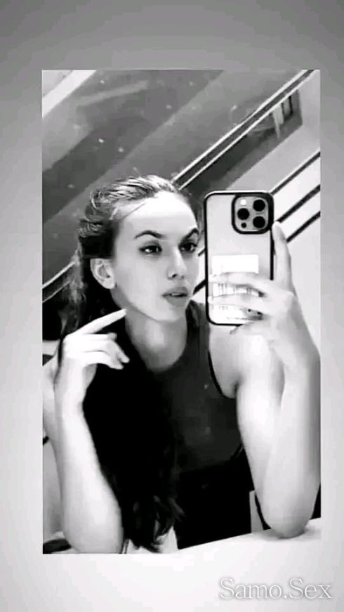 Ела се наслади на нещо ново🥵🥵🥵 -  снимка 1