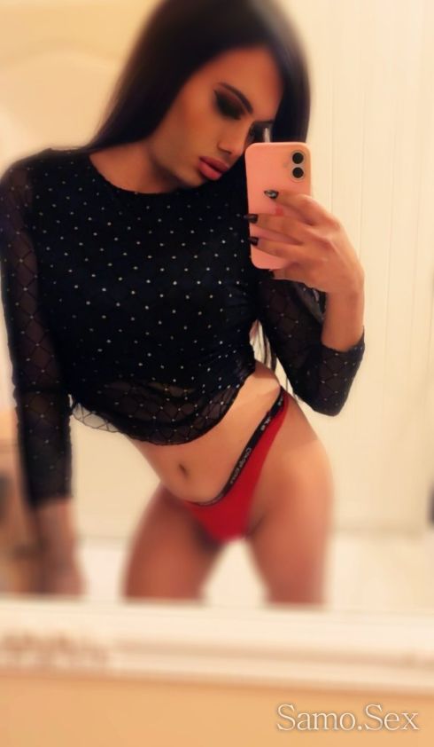 Възбудена във лиги -  снимка 3