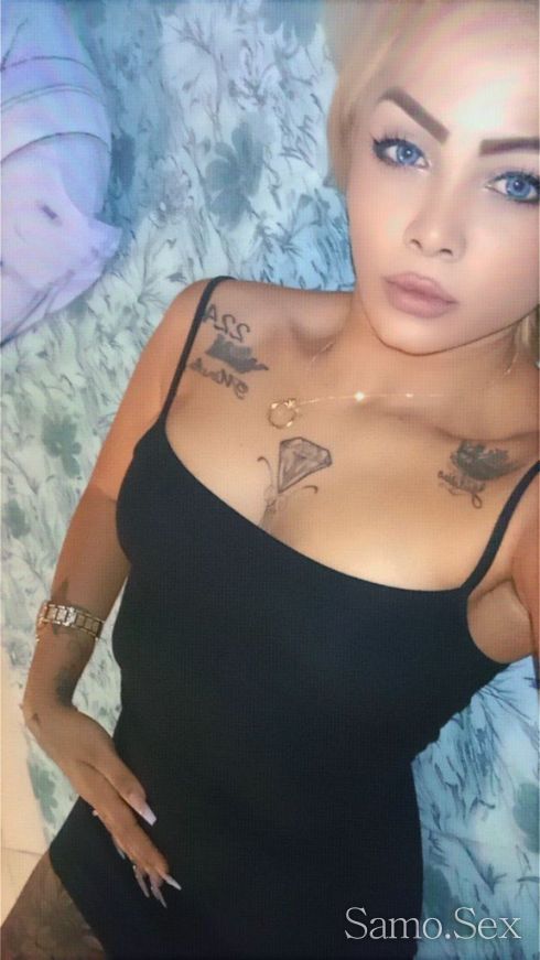 За малко тук -  снимка 3