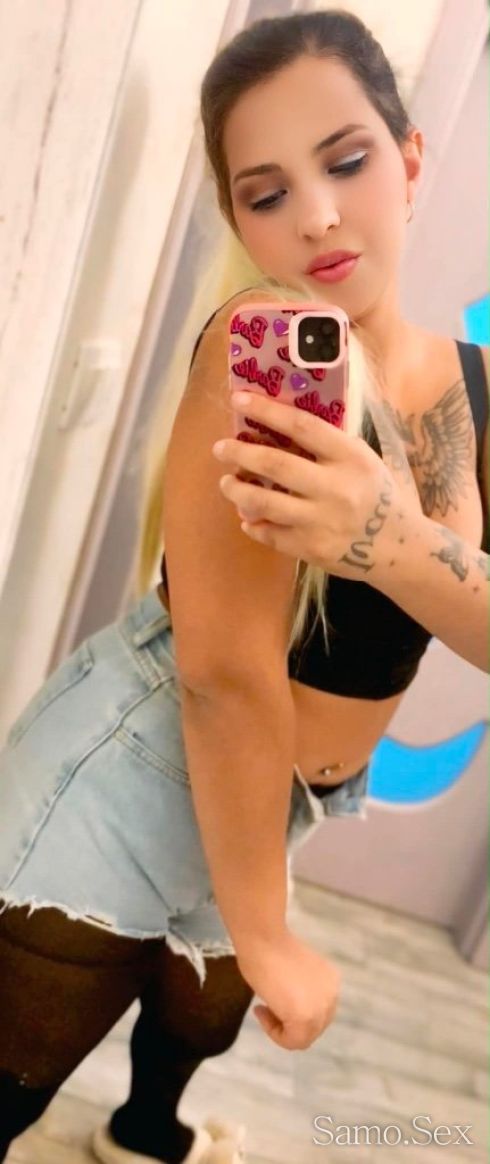 blond sin for you🤤💋🥂 -  снимка 3