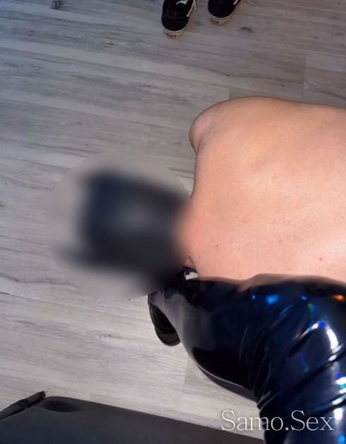 ТВОЯТА СТРОГА ГОСПОДАРКА🥵🥰 TRANS -  снимка 5