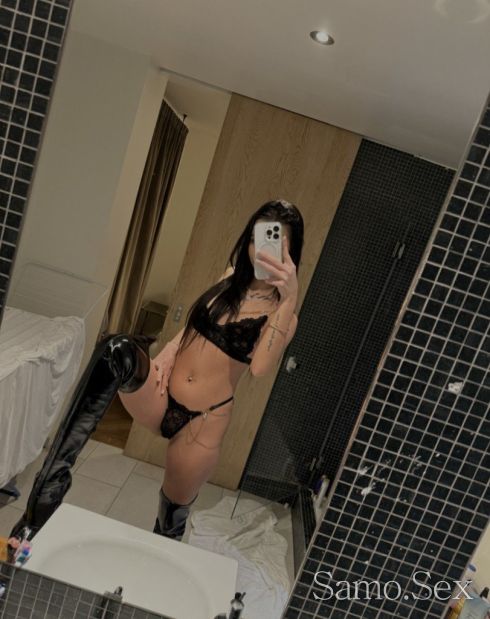 Vanessa -  снимка 2
