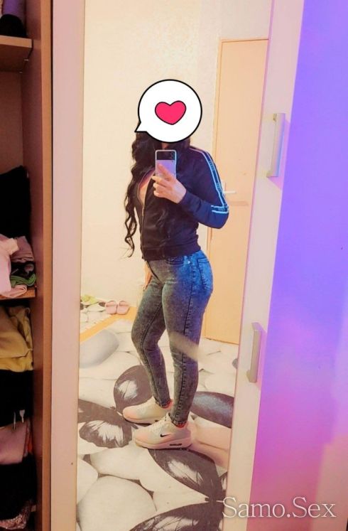 Елиф 🍌😋🫣 -  снимка 2