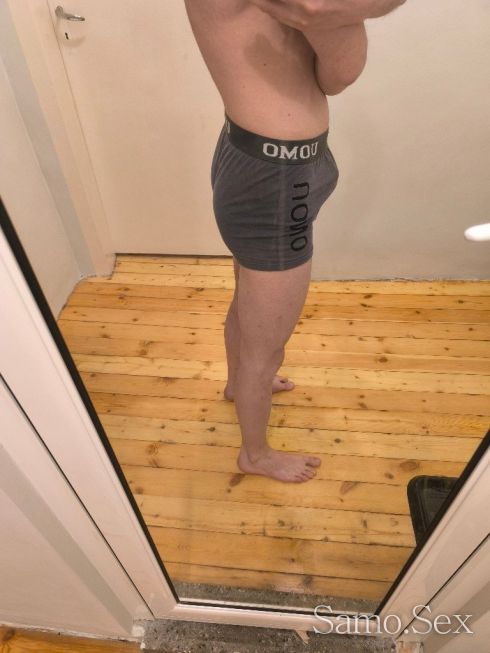 Търся красива 18-30 годишна,за да ме доминира 150 лв. 30 мин. -  снимка 2