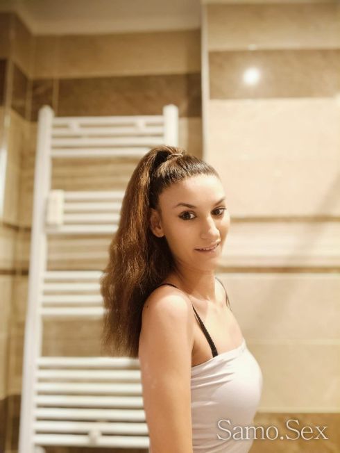 Нова в града -  снимка 9