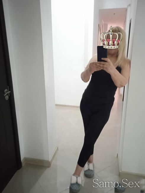 СИМПАТИЧНА ДАМА 🌹🌹🌹🌹👏👏👏 -  снимка 1