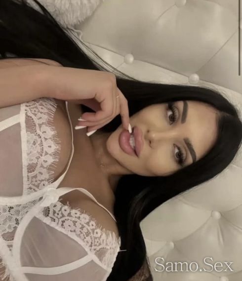 New Girl 🫦 -  снимка 2